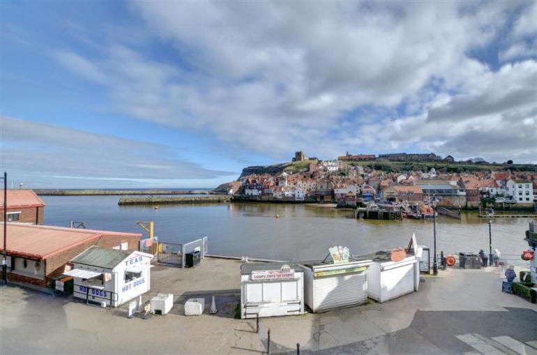 Number 3 Pier Road Apartment Whitby Exterior foto